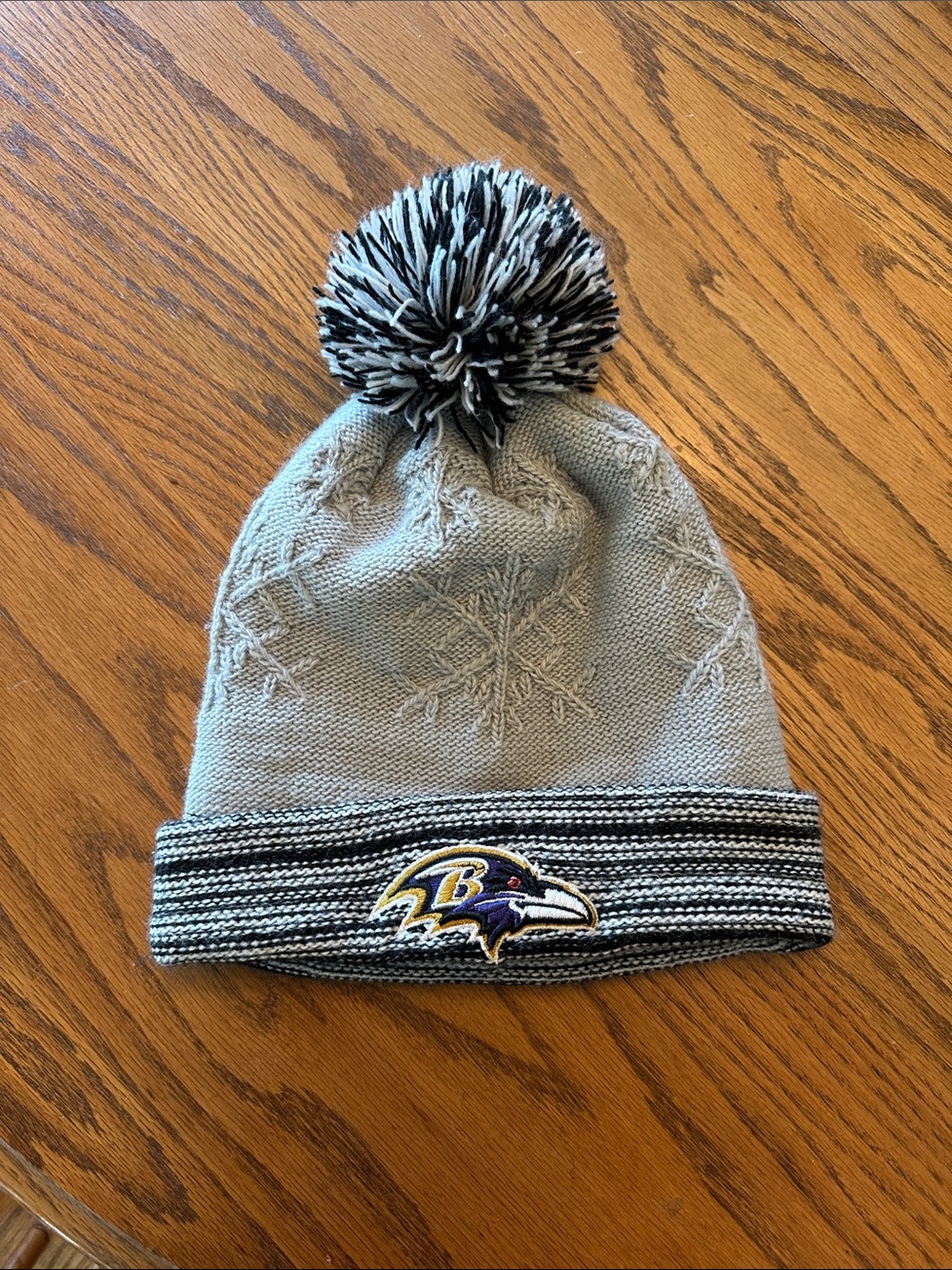 Baltimore Ravens Gray Pom Beanie